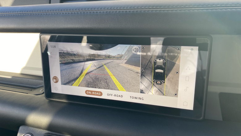 Land Rover Defender 3.0 D250 X-Dynamic SE 90 3dr Auto Diesel Estate